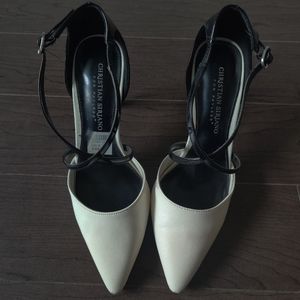 Heels - Shoes - Black and White